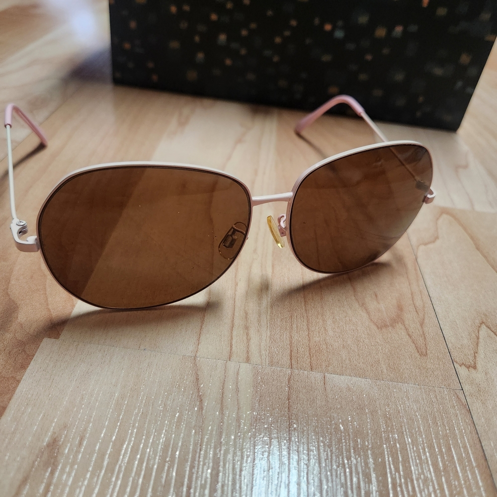 Pink Wire Frame Sunglasses - Picture 3 of 4